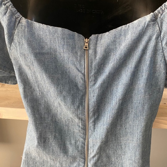 Alice + Olivia "Tula" chambray minidress XS - Picture 8 of 14